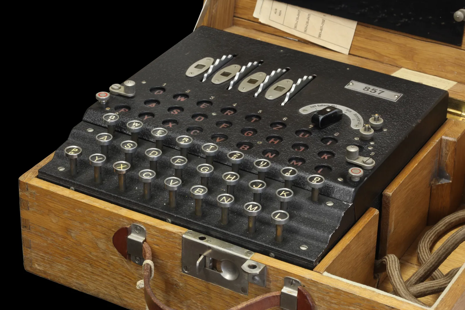 AI модели разгадаха две съобщения от Enigma
