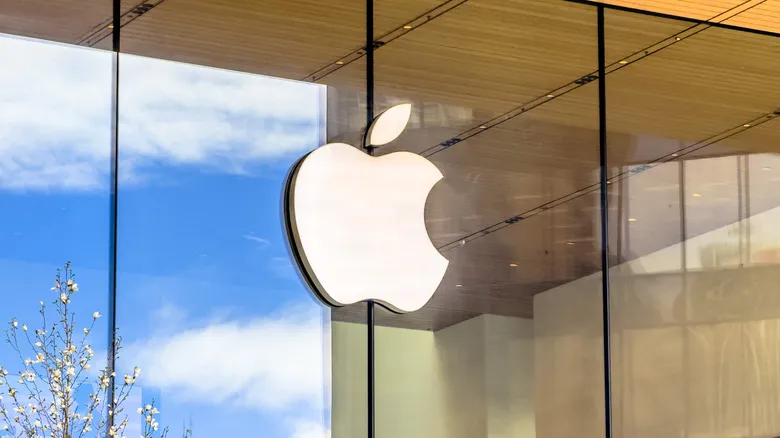 Apple и OpenAI един срещу друг в съда