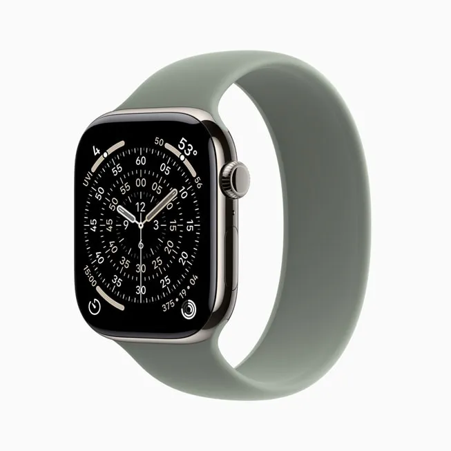Apple Watch Series 11 в титаниев корпус
