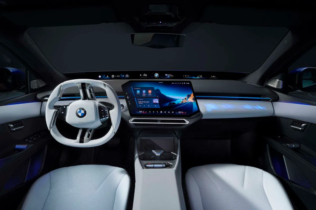 Интериорът на новия BMW i3 с 17,9-инчовия дисплей
