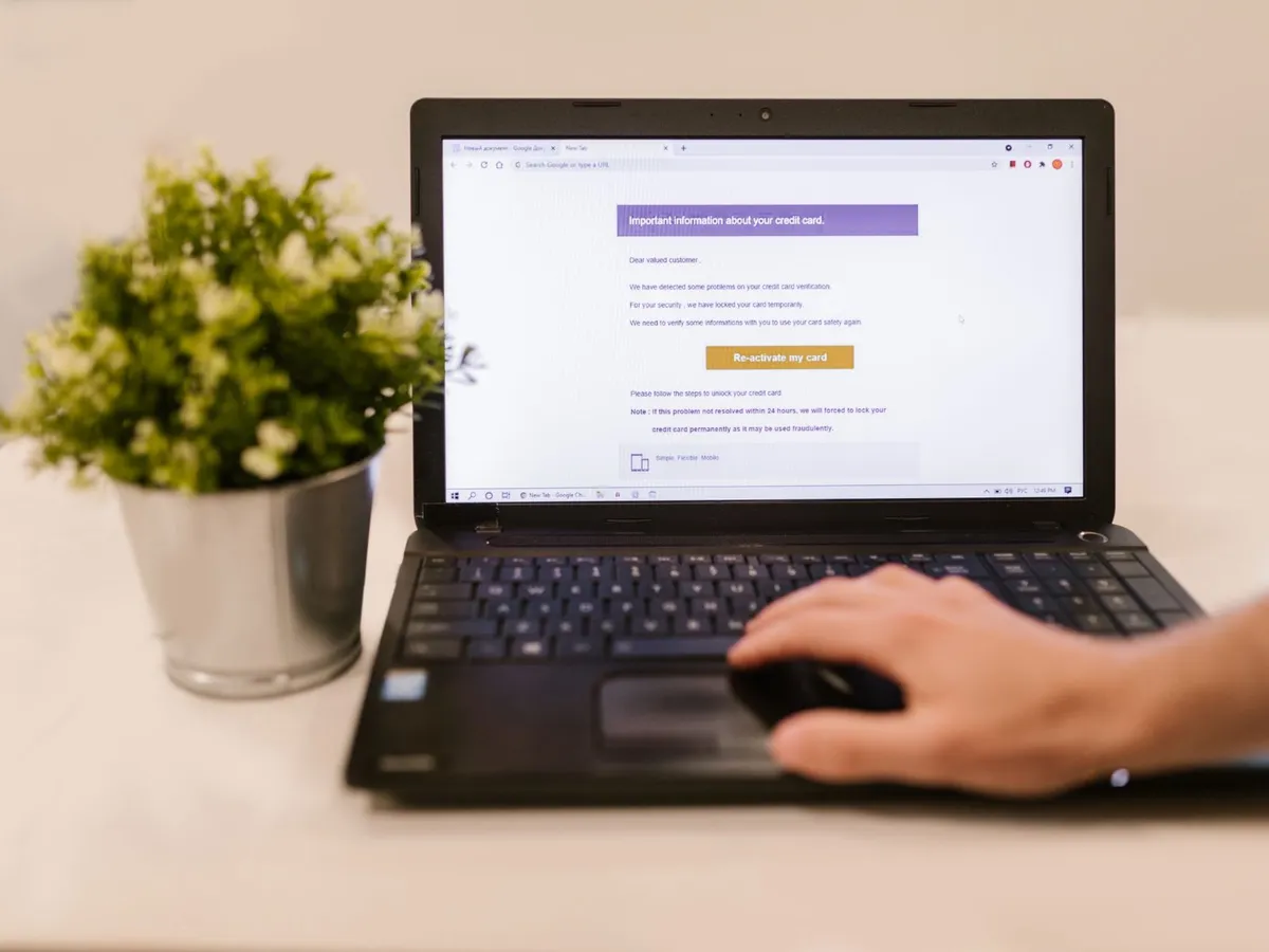 Илюстрация на атаката CoSnitch срещу Microsoft Copilot