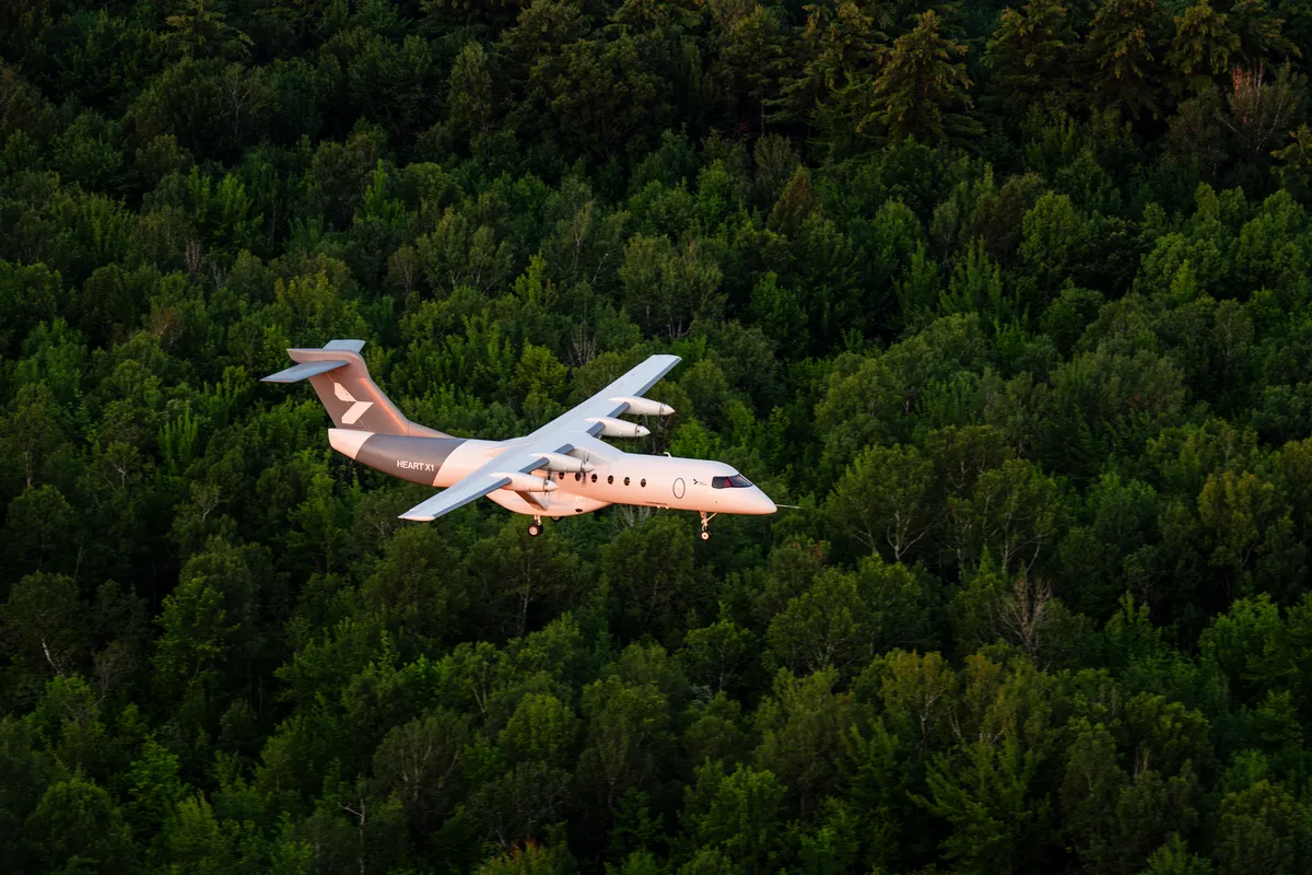 Демонстраторът X1 на Heart Aerospace във въздуха