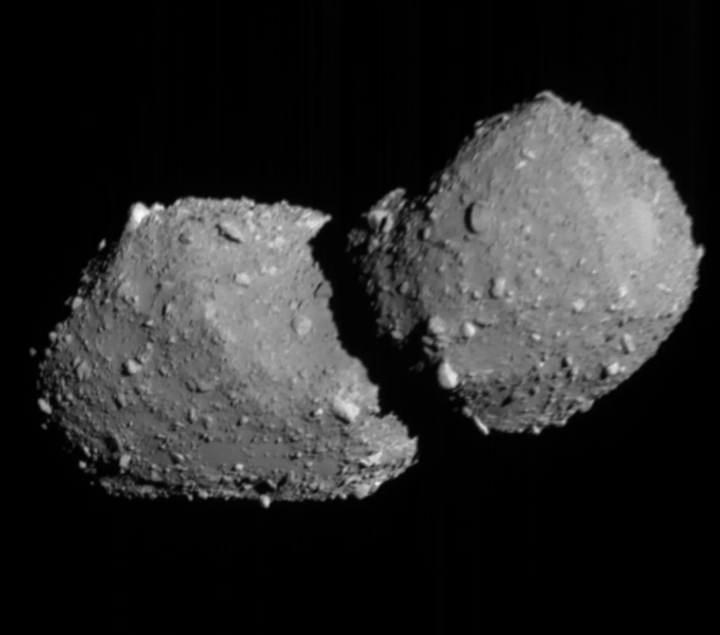 Hayabusa2 с първо лазерно измерване до астероид