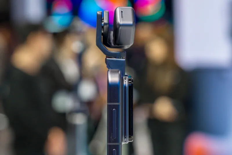Профил на Honor Robot Phone
