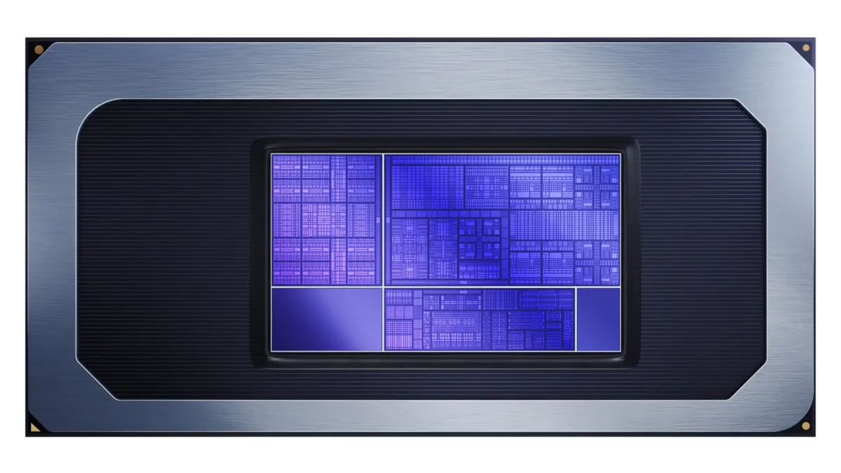 Процесор Intel Core Ultra Series 3 с разкрити чиплети