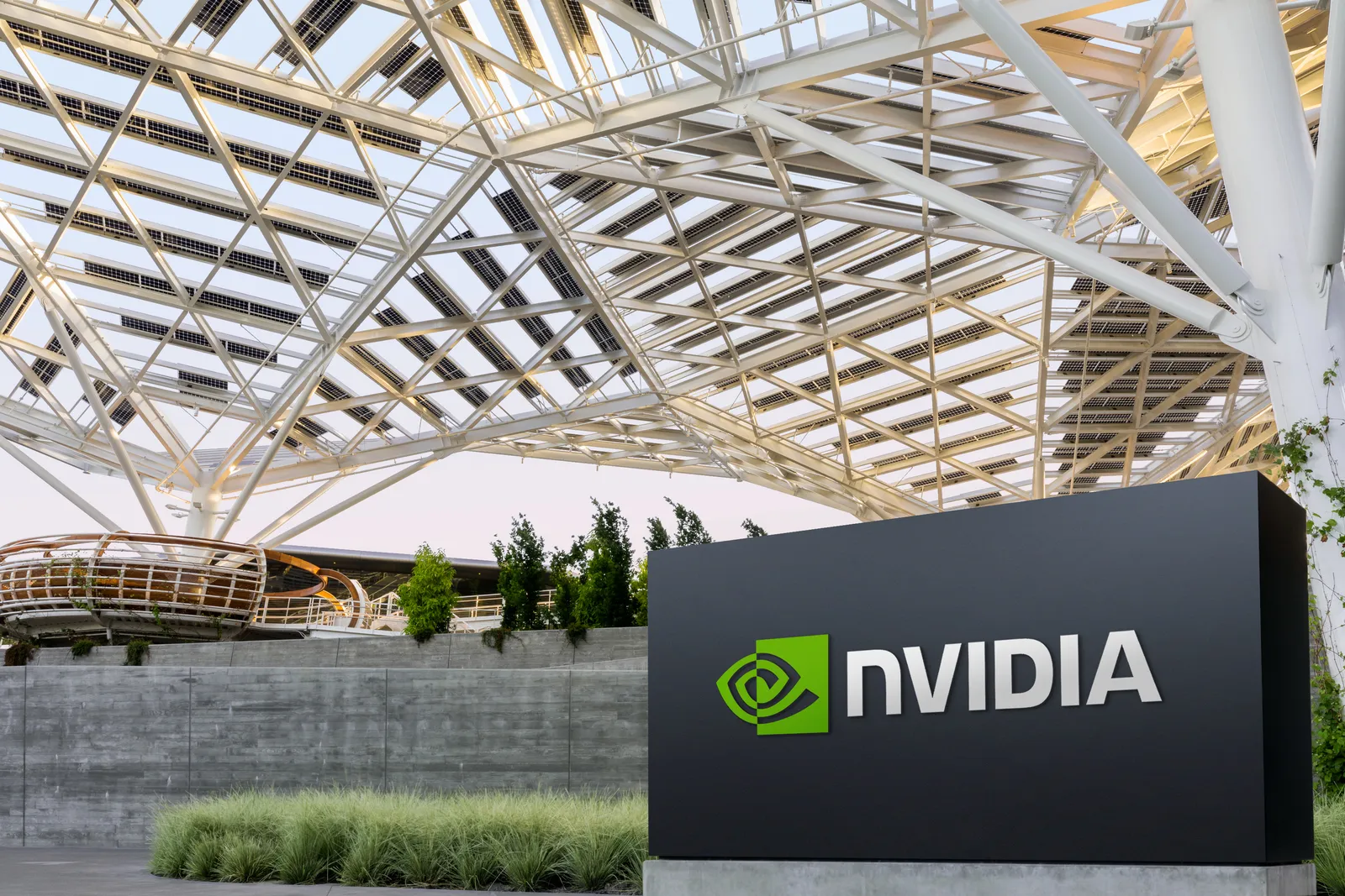 Nvidia гарантира стойността на чиповете си за $500 млрд.