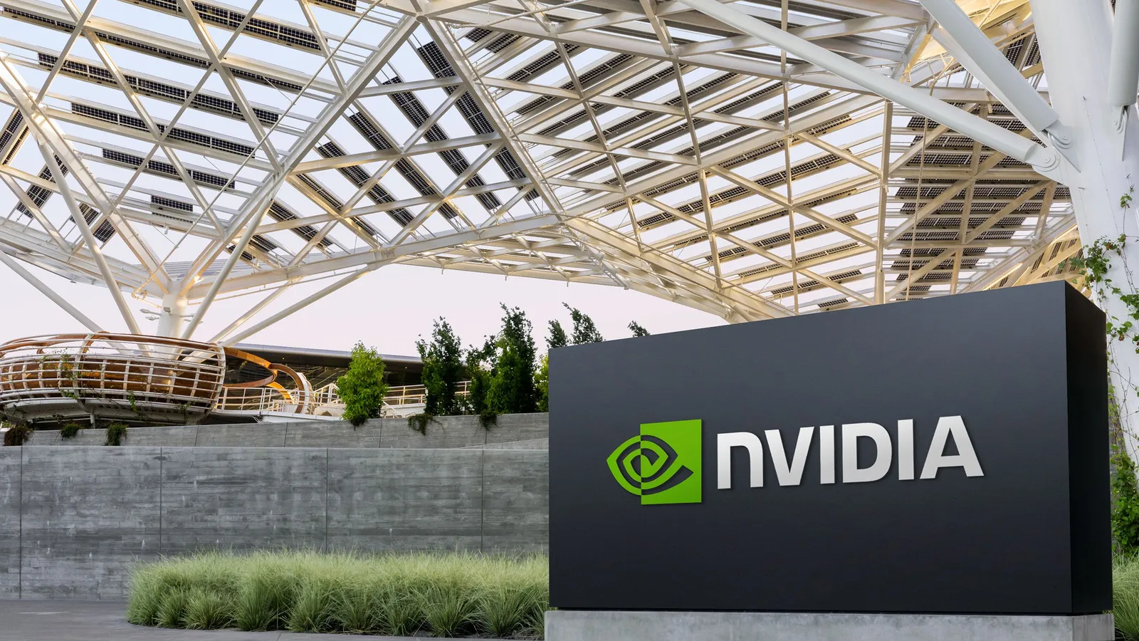Nvidia: 5 млрд. в Intel станаха 30, изход от Arm