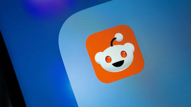Кадър от новия видео режим на Reddit с AI разказвач