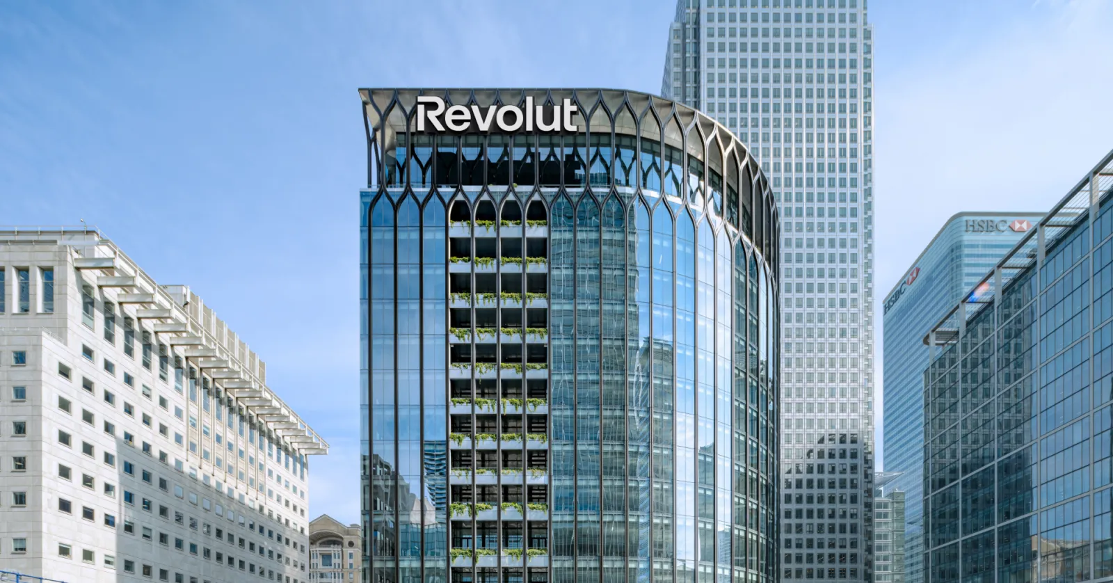 Revolut потвърди пробив през фалшиви държавни заявки
