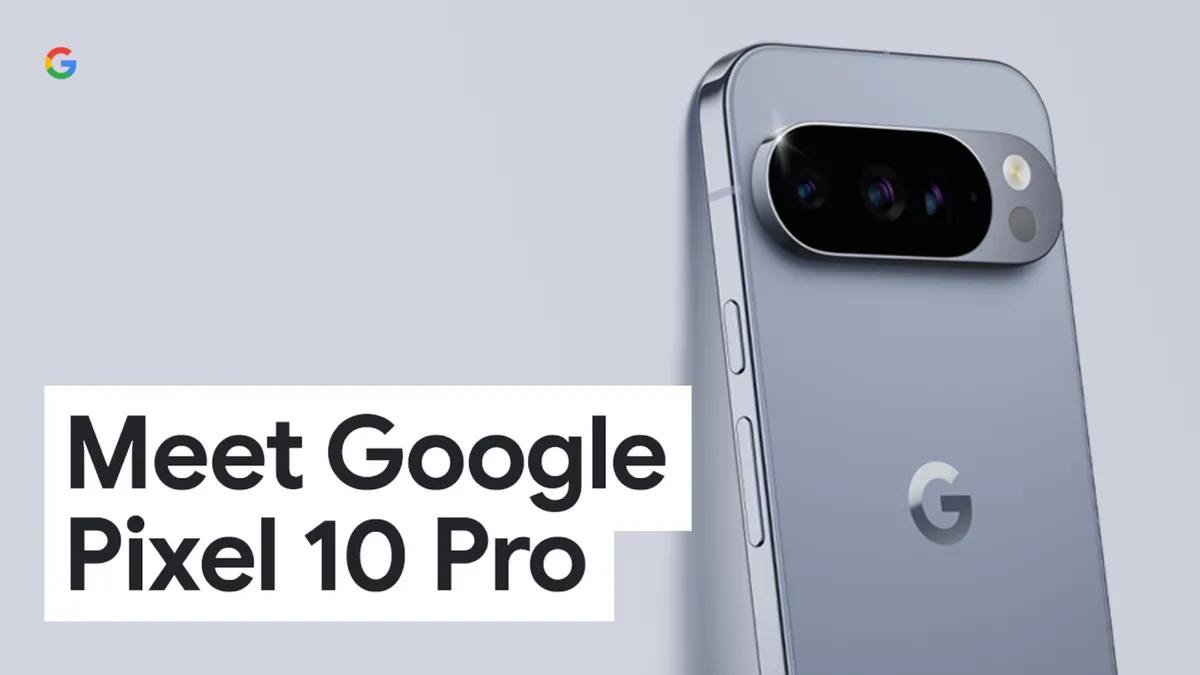 Google Pixel 10 Pro в цвят Moonstone с характерната камера лента